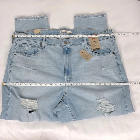 Levi’s NEW Women’s 22W Stretchy High Waisted Mom Distressed Tapered Leg Jean - Picture 10 of 12